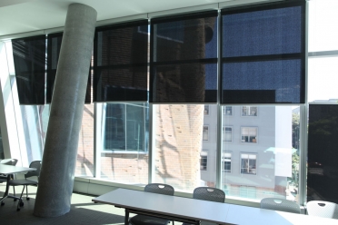 悉尼科技大学商学院大楼室内卷帘